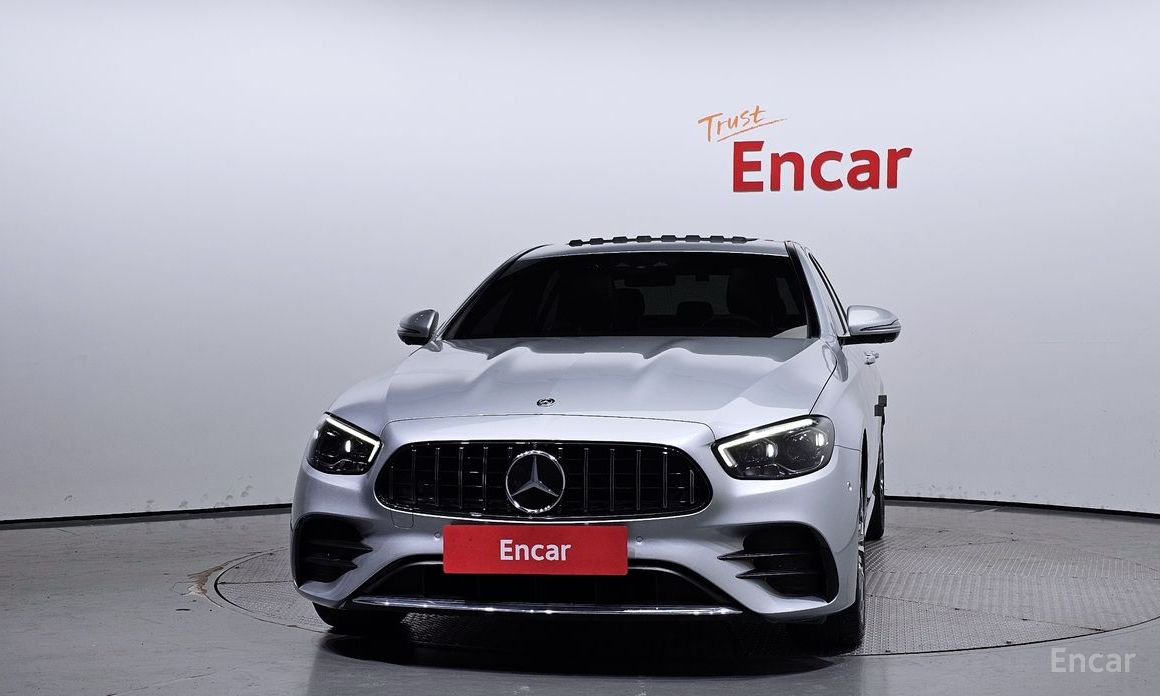 E-Class W213E220d 4MATIC AMG Line 4