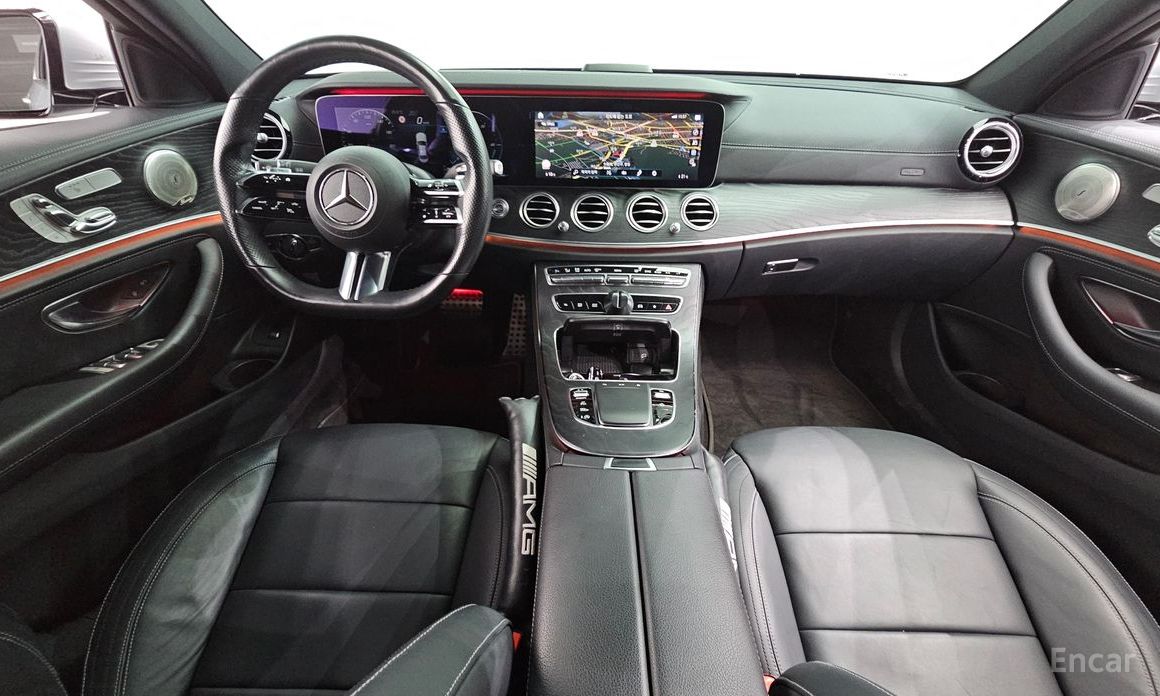 E-Class W213E220d 4MATIC AMG Line 8
