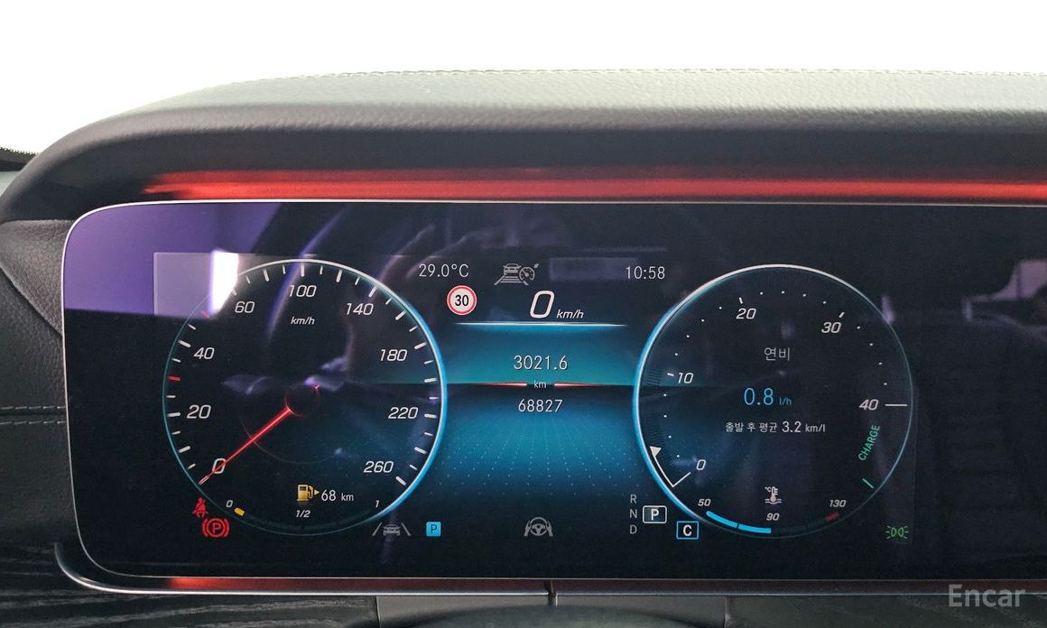 E-Class W213E220d 4MATIC AMG Line 9
