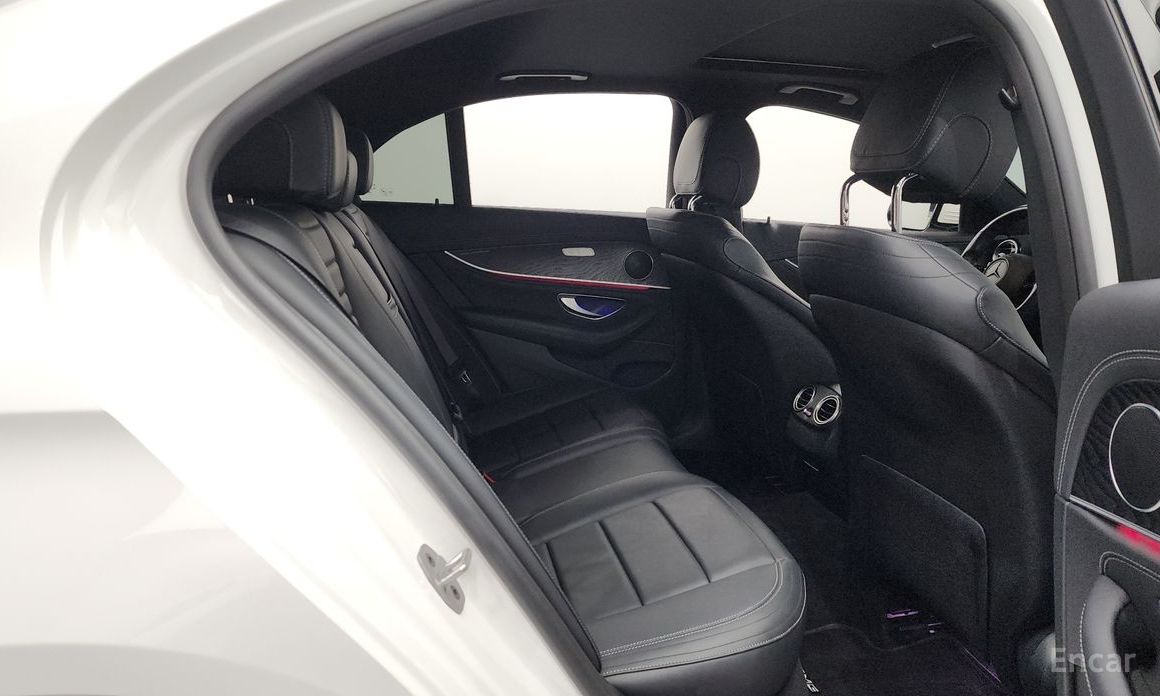 E-Class W213E220d 4MATIC AMG Line 13