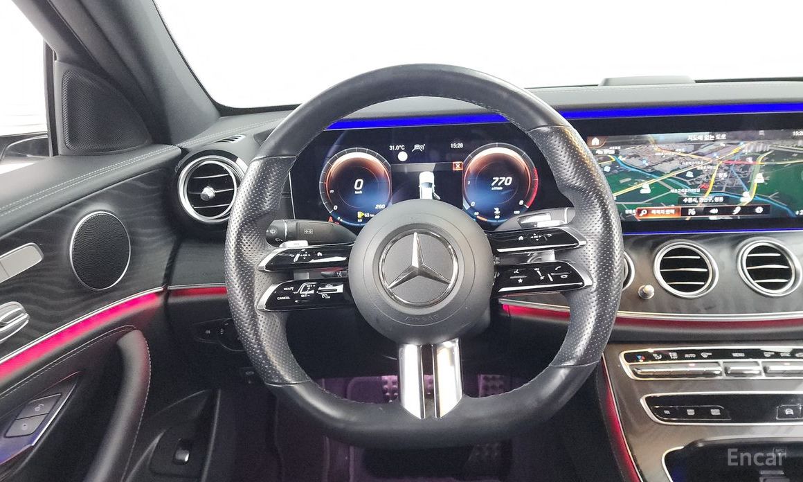 E-Class W213E220d 4MATIC AMG Line 14