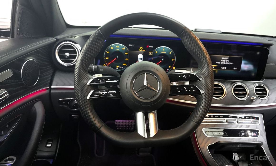 E-Class W213E220d 4MATIC AMG Line 14