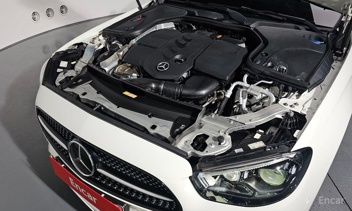 E-Class W213E220d 4MATIC AMG Line 6