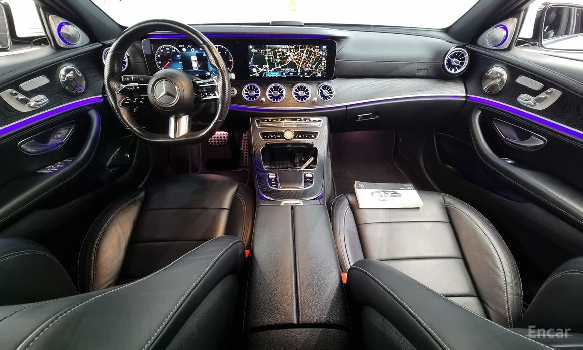 E-Class W213E220d 4MATIC AMG Line 8