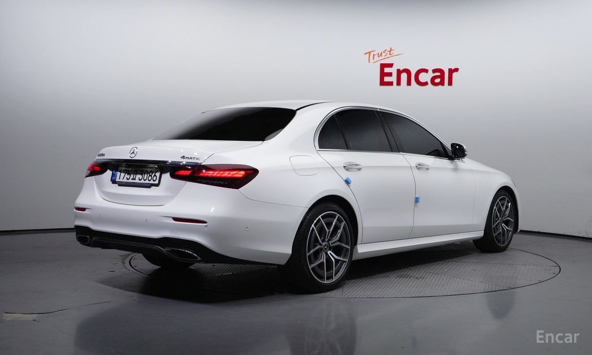 E-Class W213E220d 4MATIC AMG Line 3