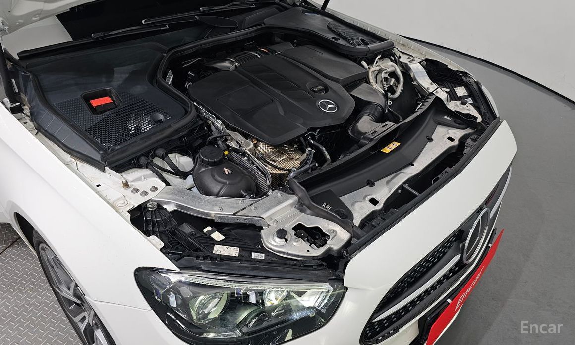 E-Class W213E220d 4MATIC AMG Line 7