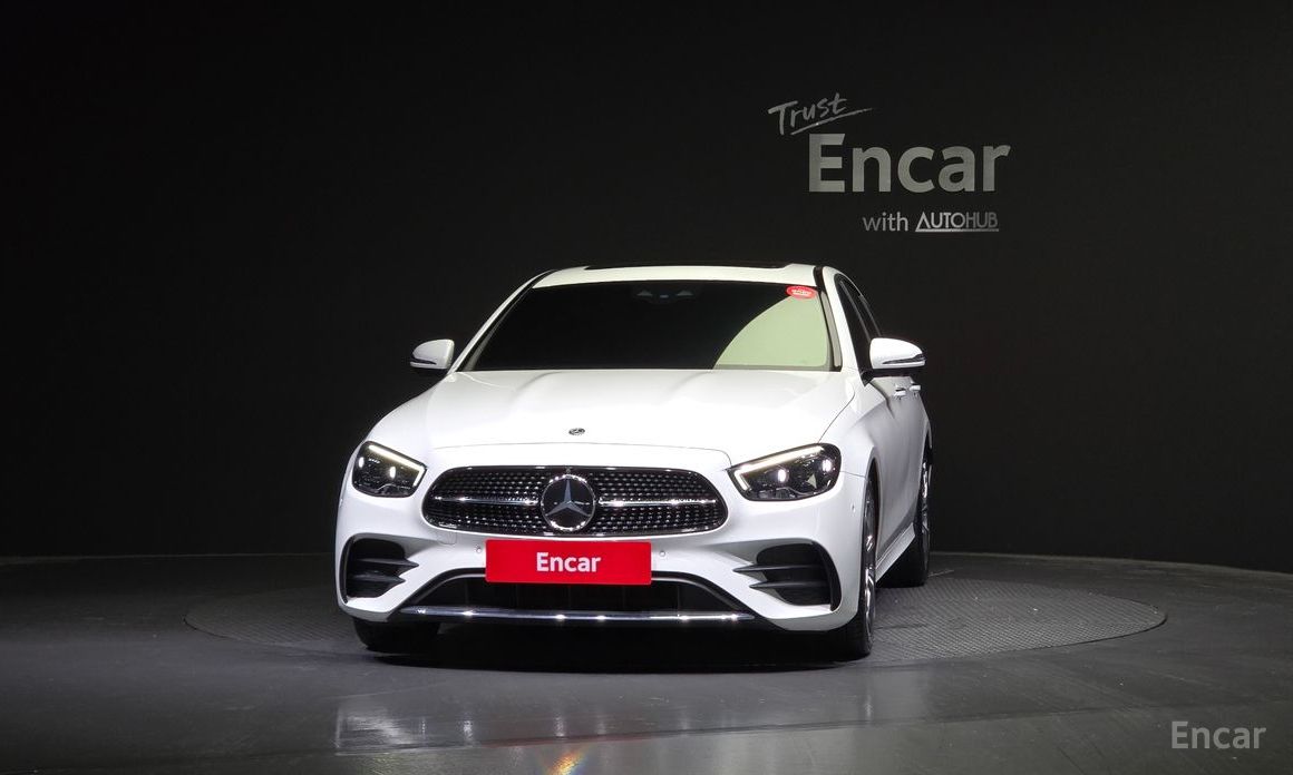 E-Class W213E220d 4MATIC AMG Line 4