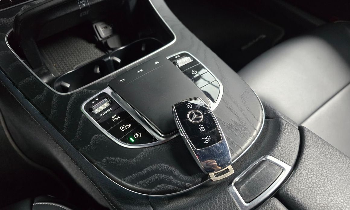 E-Class W213E220d 4MATIC AMG Line 10