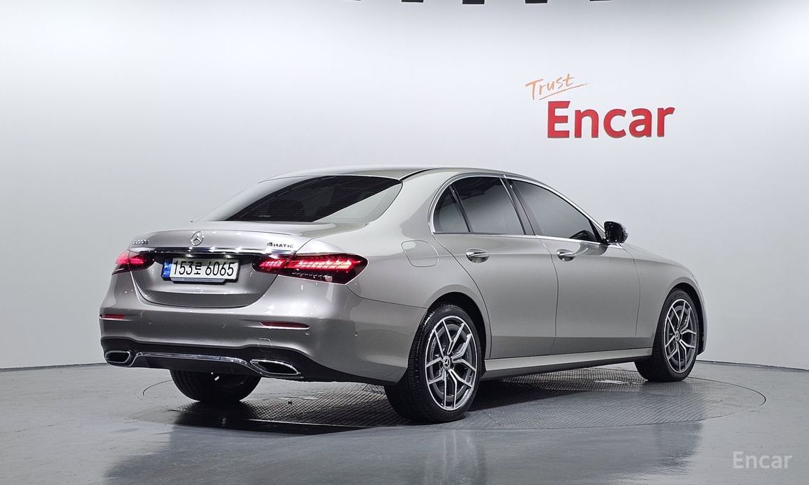 Mercedes-Benz E-Class W213E220d 4MATIC AMG Line №3