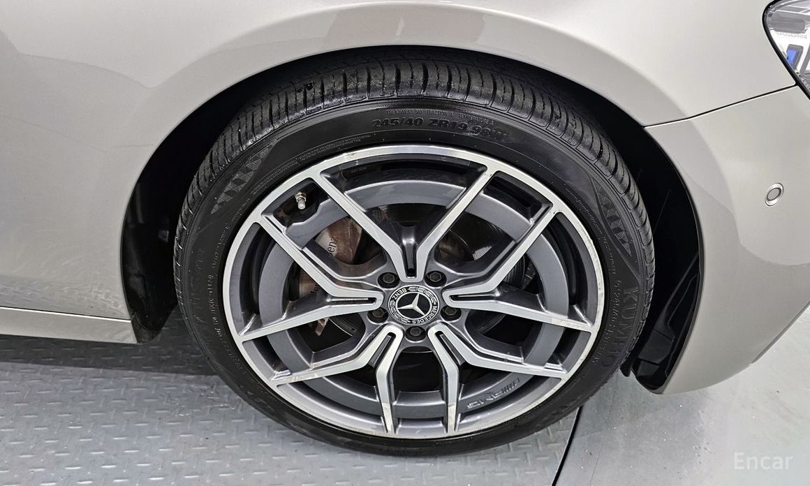 Mercedes-Benz E-Class W213E220d 4MATIC AMG Line №6