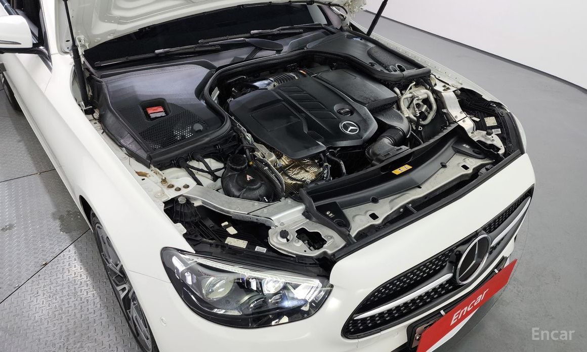 E-Class W213E220d 4MATIC AMG Line 7