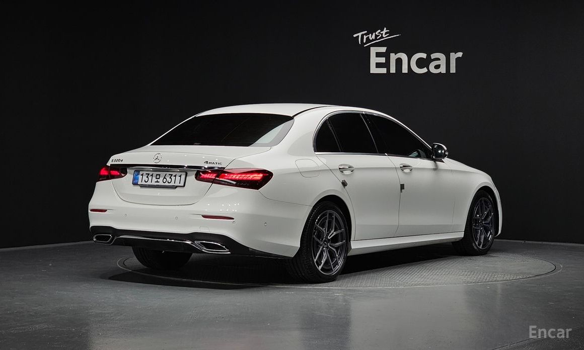 Mercedes-Benz E-Class W213E220d 4MATIC AMG Line №3