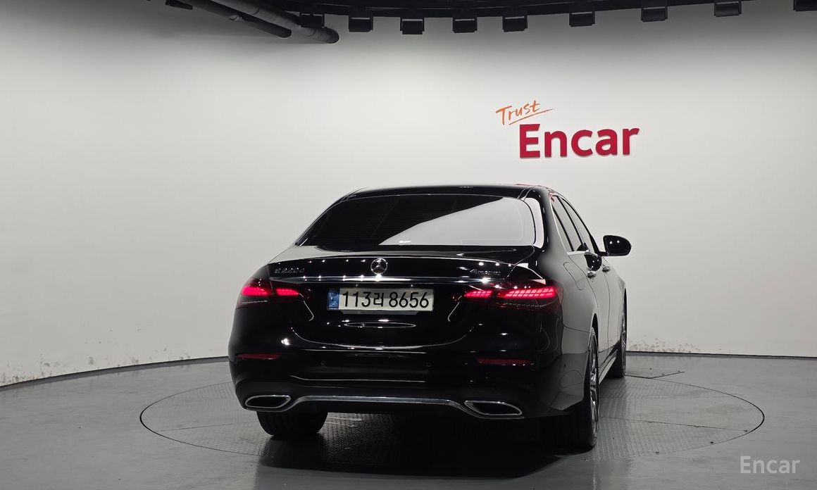 E-Class W213E220d 4MATIC AMG Line 5