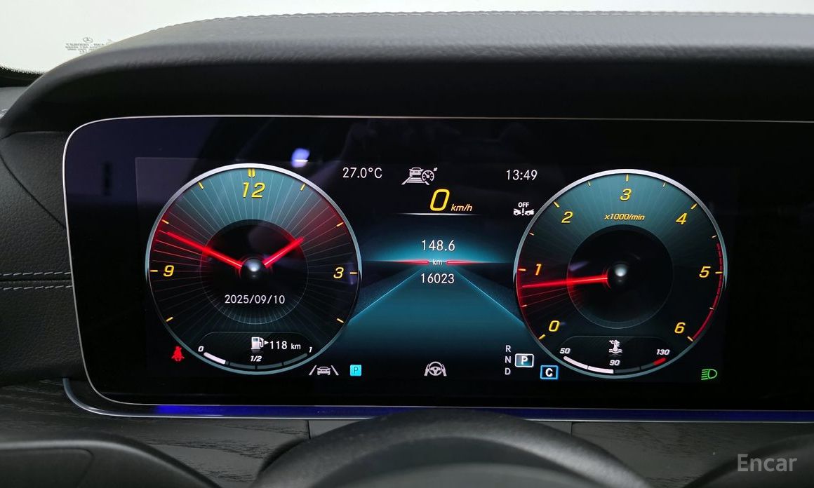 E-Class W213E220d 4MATIC AMG Line 9