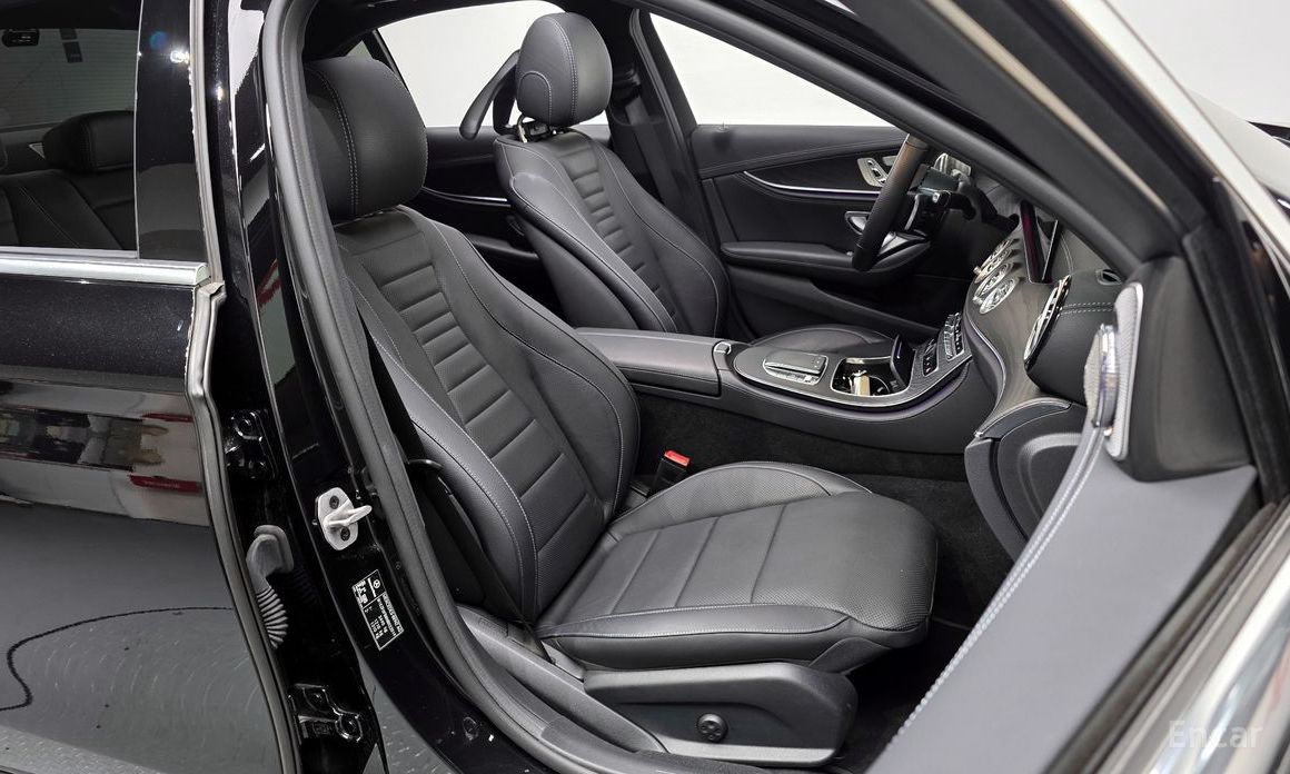 E-Class W213E220d 4MATIC AMG Line 11