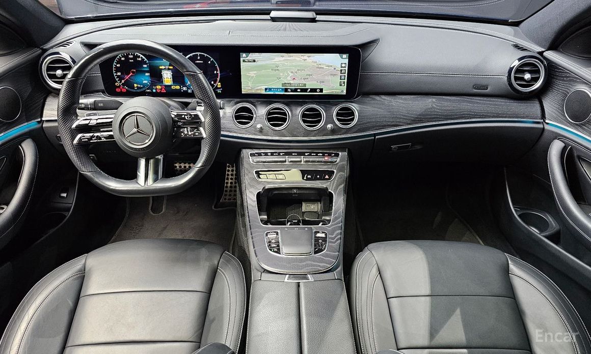 E-Class W213E220d 4MATIC AMG Line 8