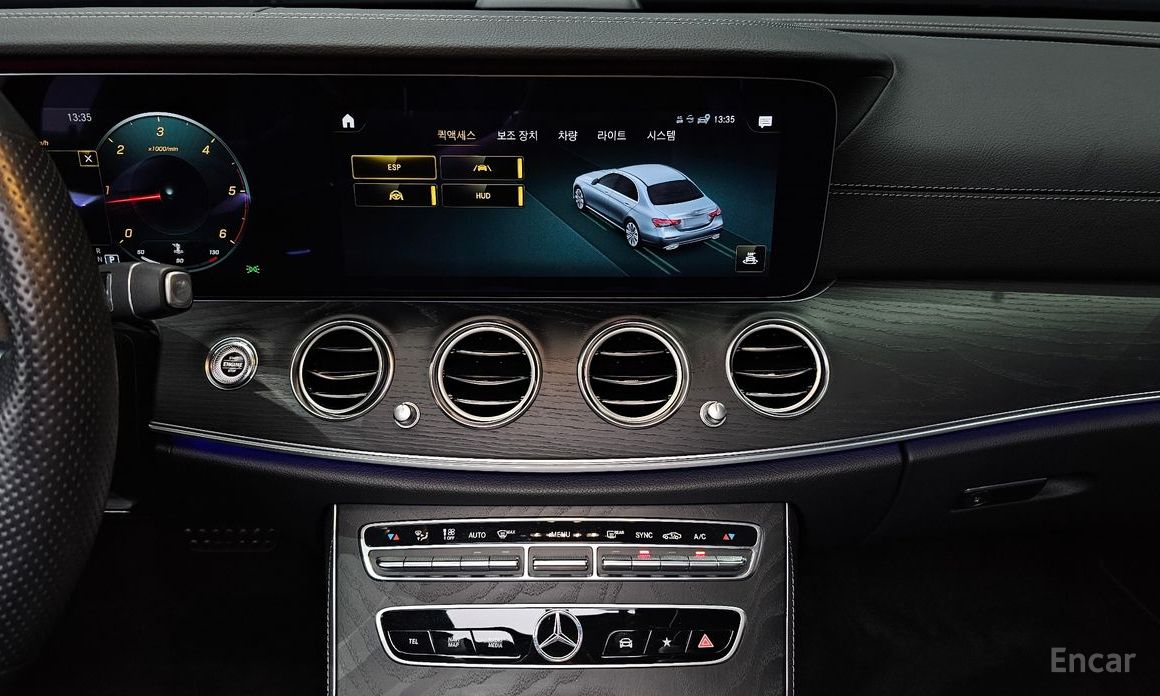 E-Class W213E220d 4MATIC AMG Line 15