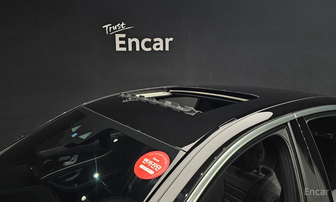 E-Class W213E220d 4MATIC AMG Line 16