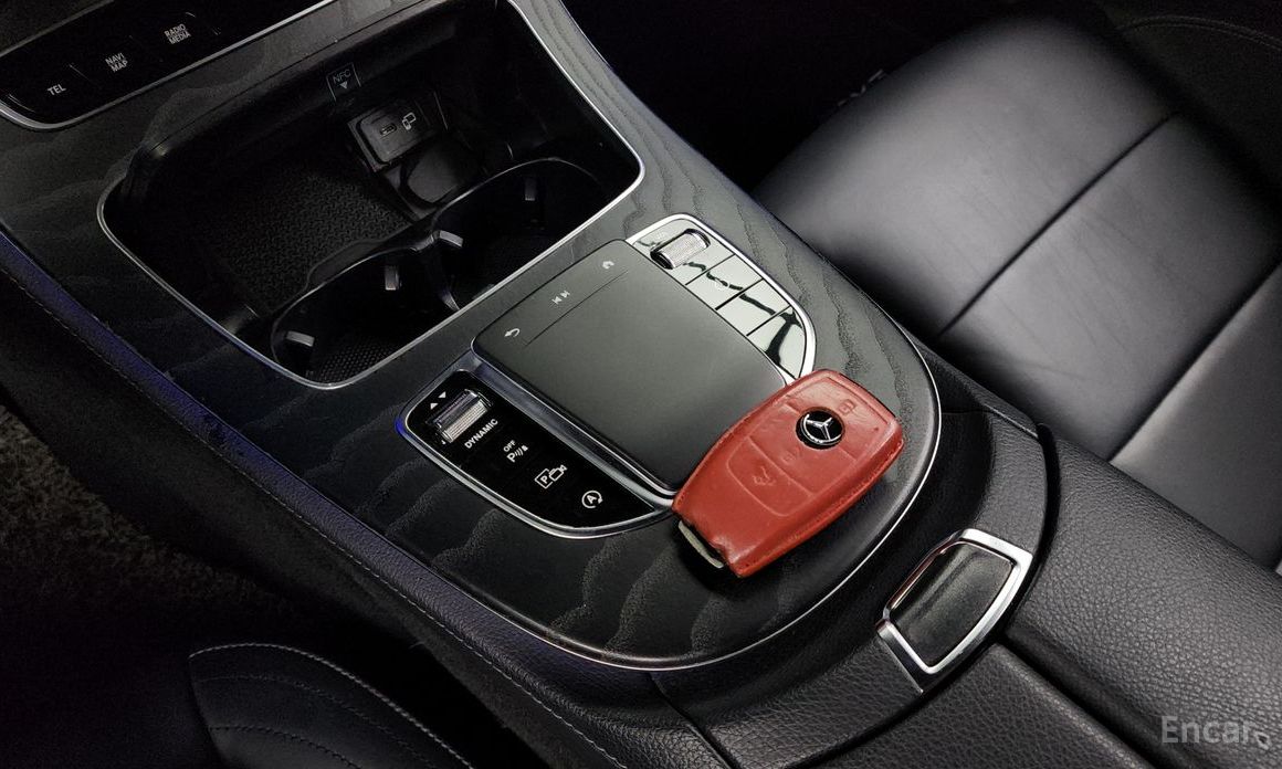 Mercedes-Benz E-Class W213E220d 4MATIC AMG Line №10