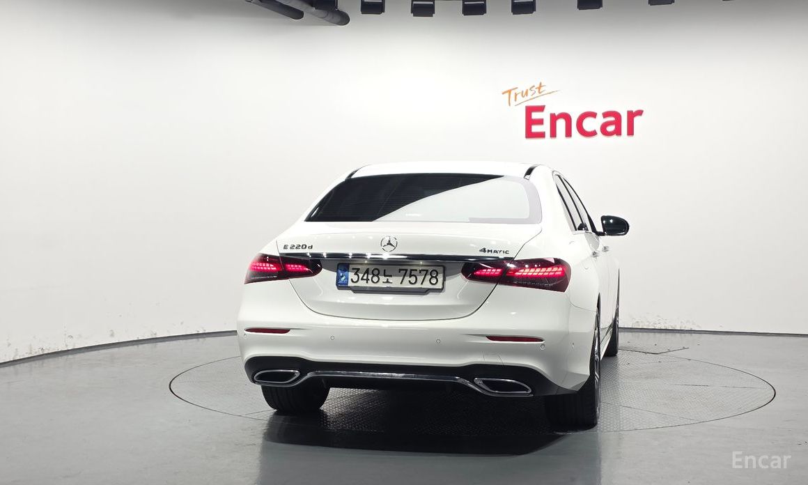 Mercedes-Benz E-Class W213E220d 4MATIC AMG Line №5