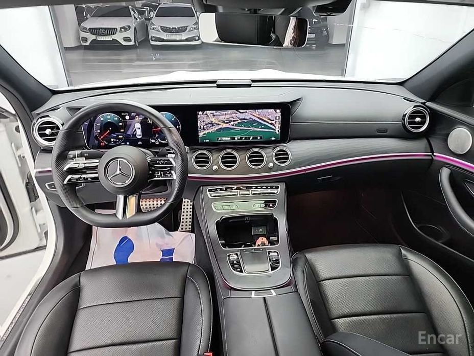 E-Class W213E220d 4MATIC AMG Line 8