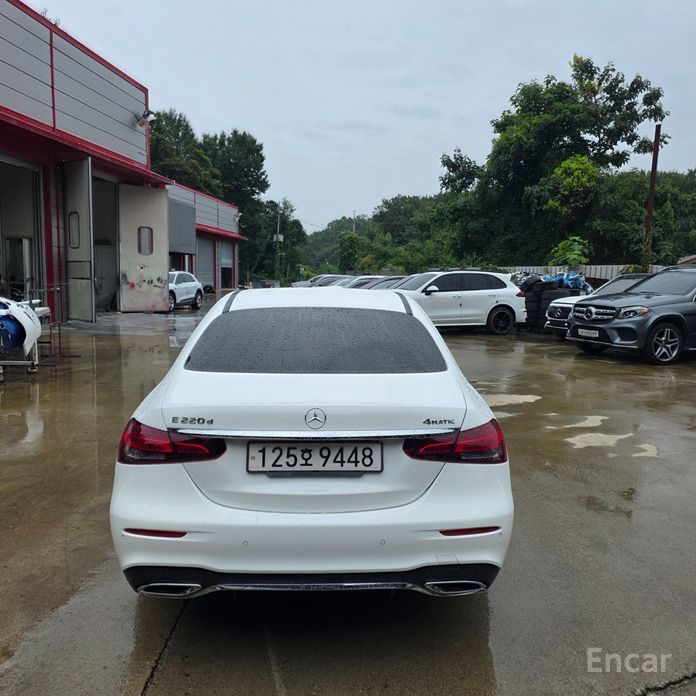 E-Class W213E220d 4MATIC AMG Line 6