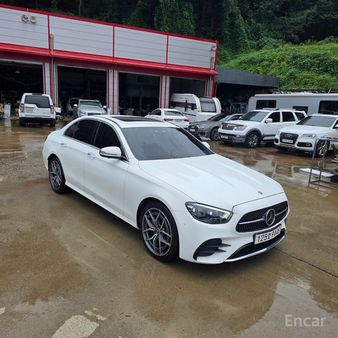 E-Class W213E220d 4MATIC AMG Line 8