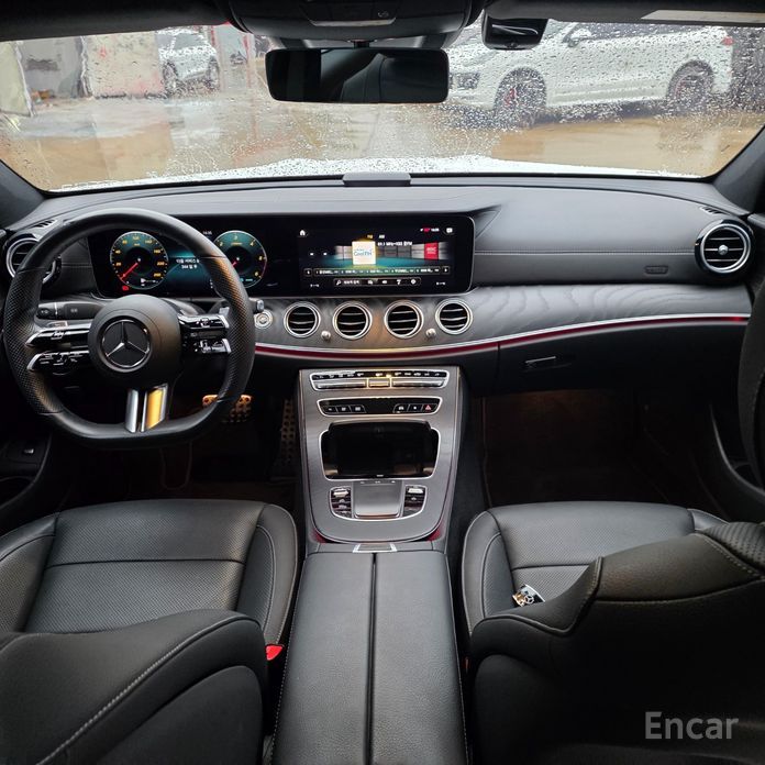 E-Class W213E220d 4MATIC AMG Line 12