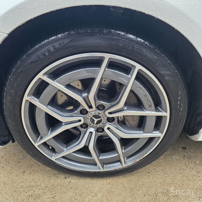 E-Class W213E220d 4MATIC AMG Line 18