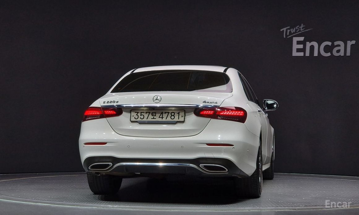 Mercedes-Benz E-Class W213E220d 4MATIC AMG Line №5