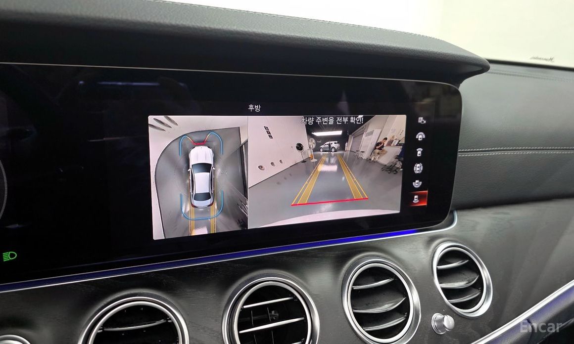 E-Class W213E220d 4MATIC AMG Line 16