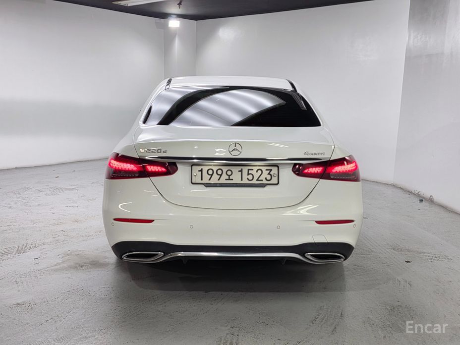 Mercedes-Benz E-Class W213E220d 4MATIC AMG Line №5