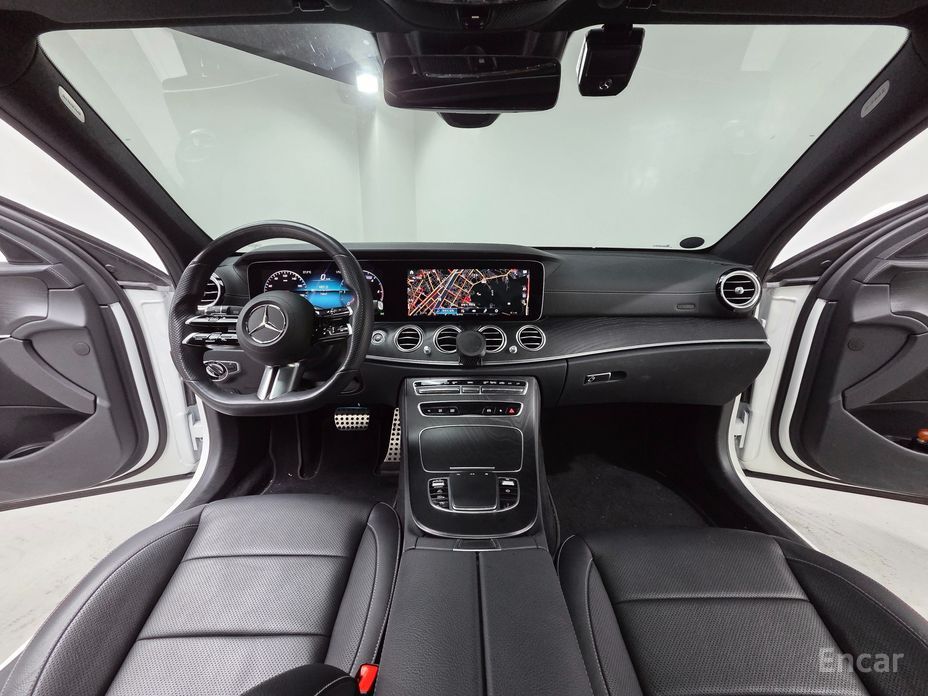 Mercedes-Benz E-Class W213E220d 4MATIC AMG Line №7