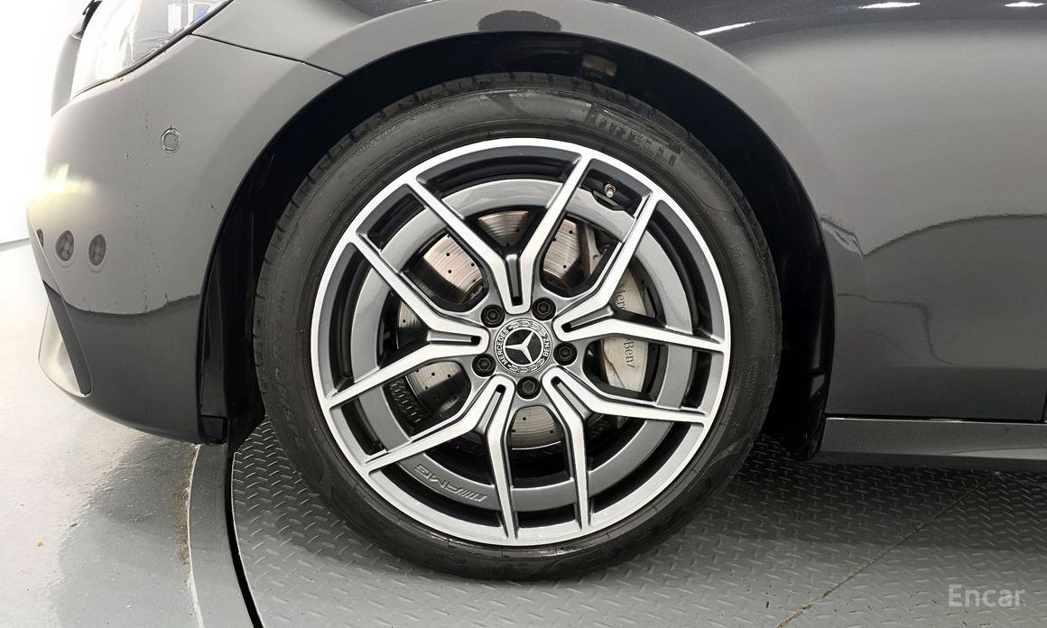 E-Class W213E220d 4MATIC AMG Line 6