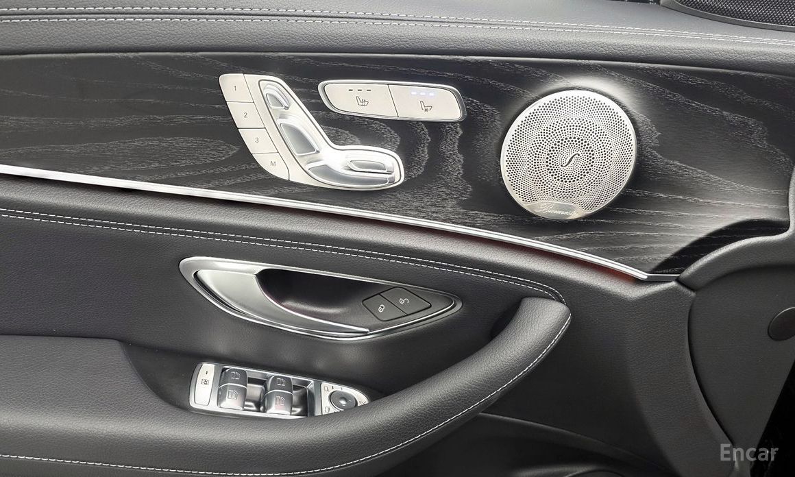 E-Class W213E220d 4MATIC AMG Line 20