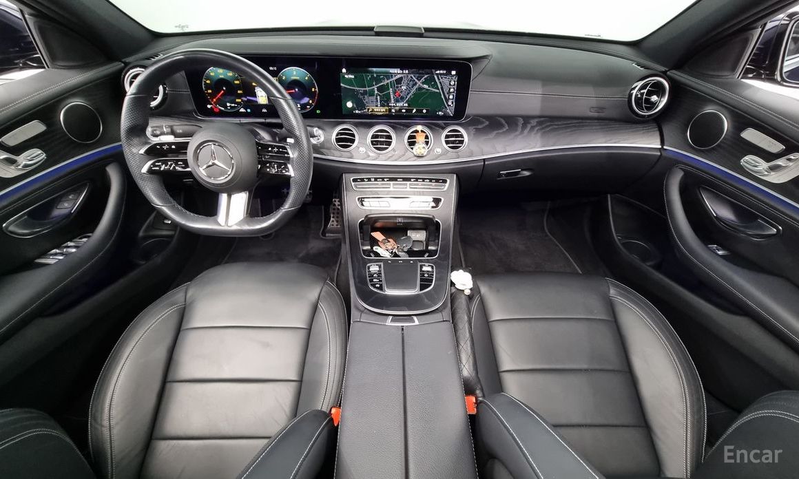 E-Class W213E220d 4MATIC AMG Line 8