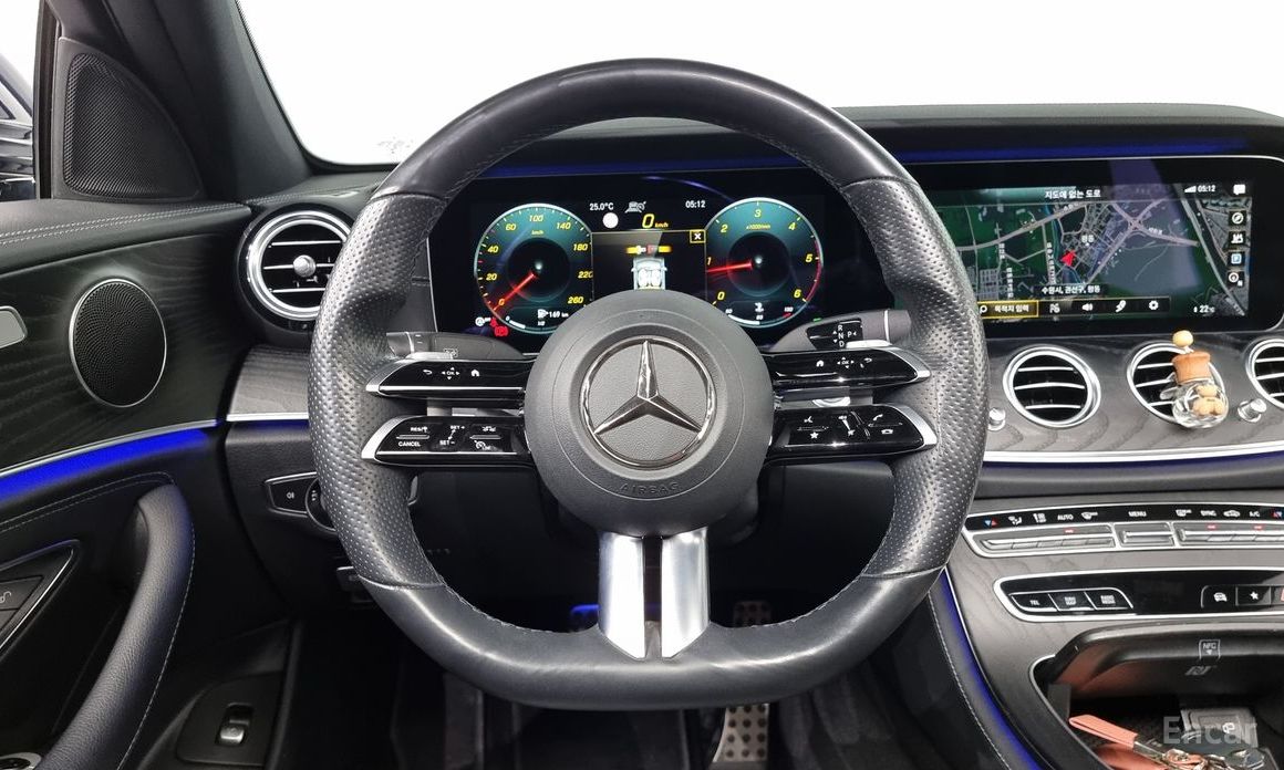 E-Class W213E220d 4MATIC AMG Line 14