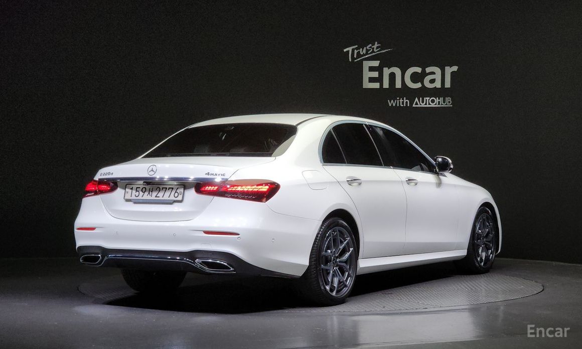 E-Class W213E220d 4MATIC AMG Line 3