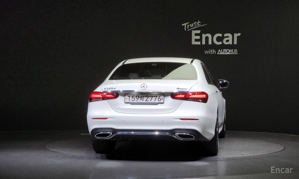 E-Class W213E220d 4MATIC AMG Line 5
