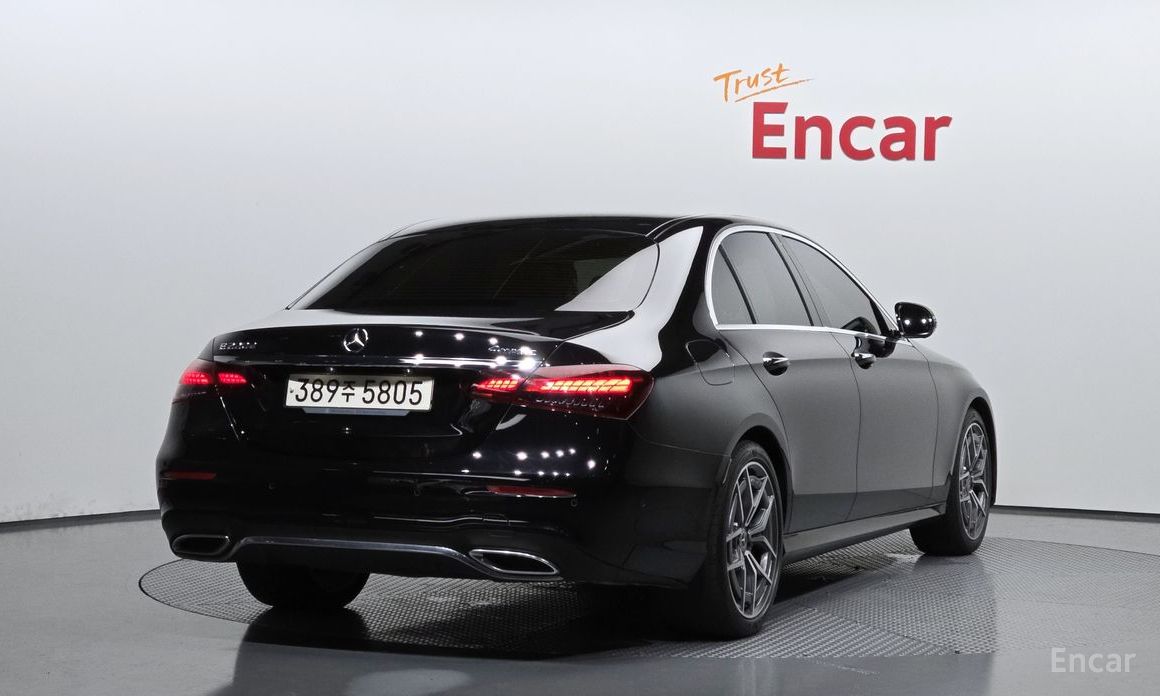 Mercedes-Benz E-Class W213E220d 4MATIC AMG Line №3