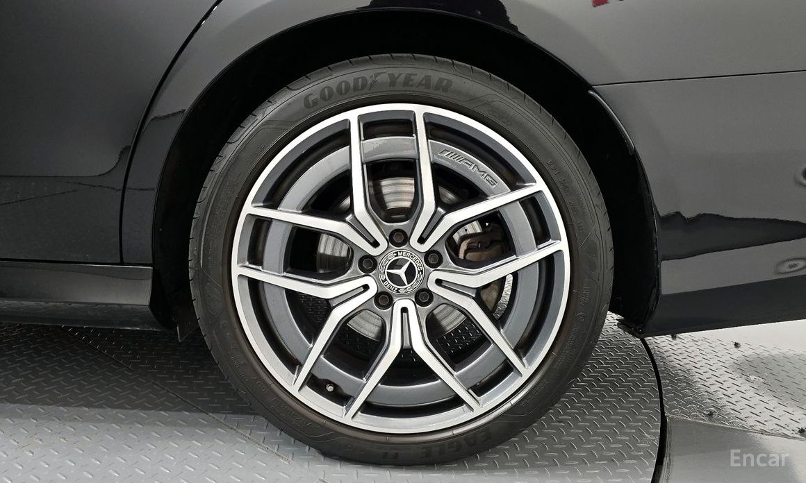 Mercedes-Benz E-Class W213E220d 4MATIC AMG Line №6