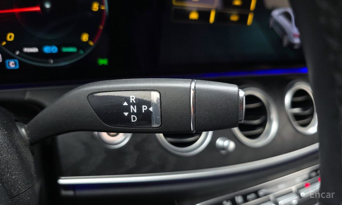 Mercedes-Benz E-Class W213E220d 4MATIC AMG Line №10