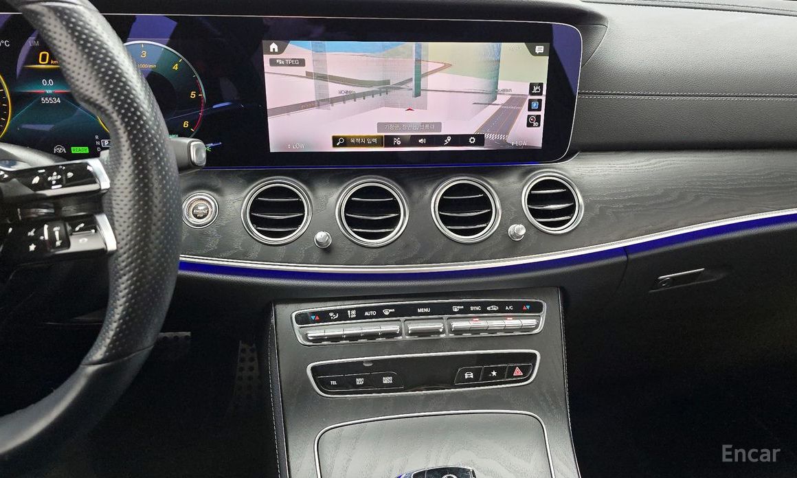 Mercedes-Benz E-Class W213E220d 4MATIC AMG Line №17