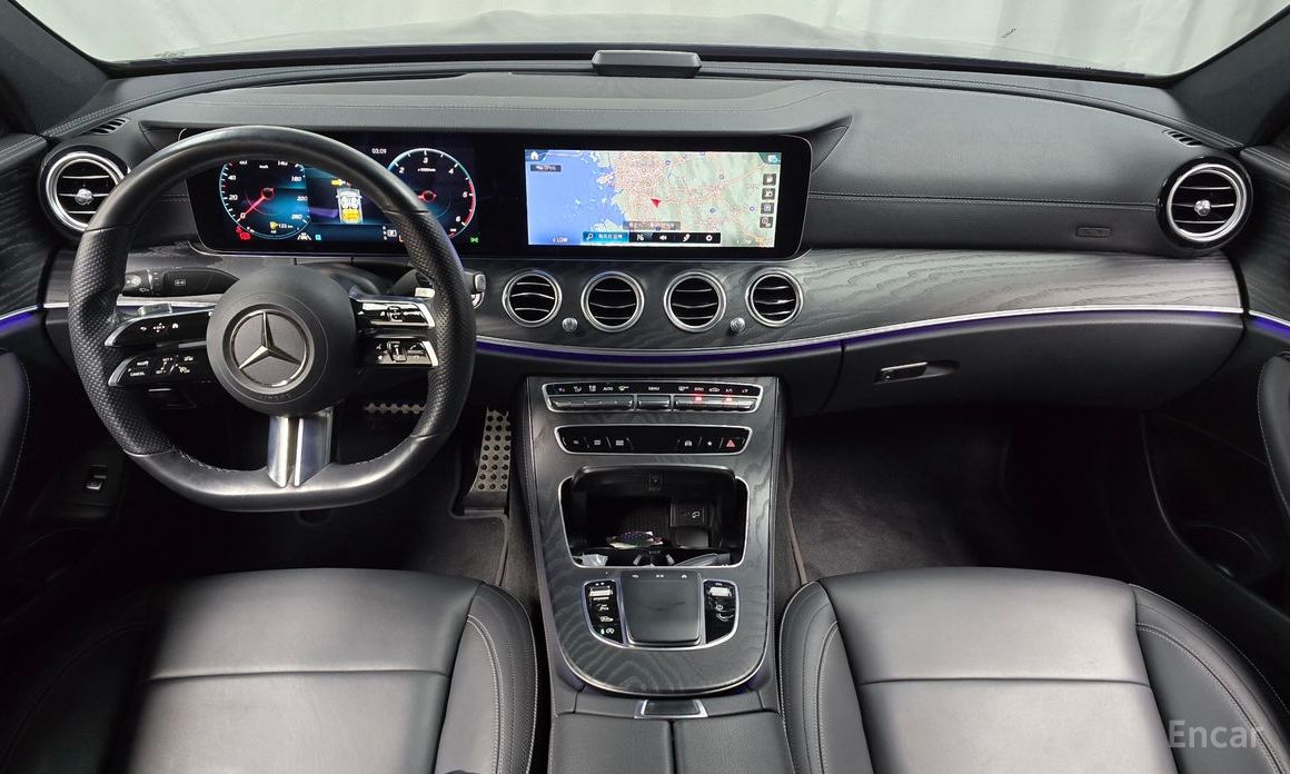 E-Class W213E220d 4MATIC AMG Line 8