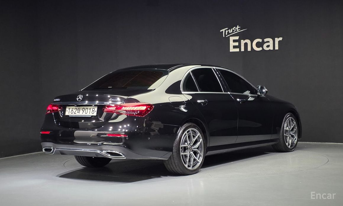 E-Class W213E220d 4MATIC AMG Line 3