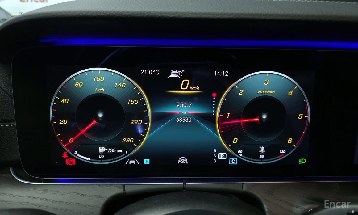 E-Class W213E220d 4MATIC AMG Line 9