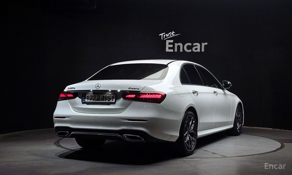 E-Class W213E220d 4MATIC AMG Line 3
