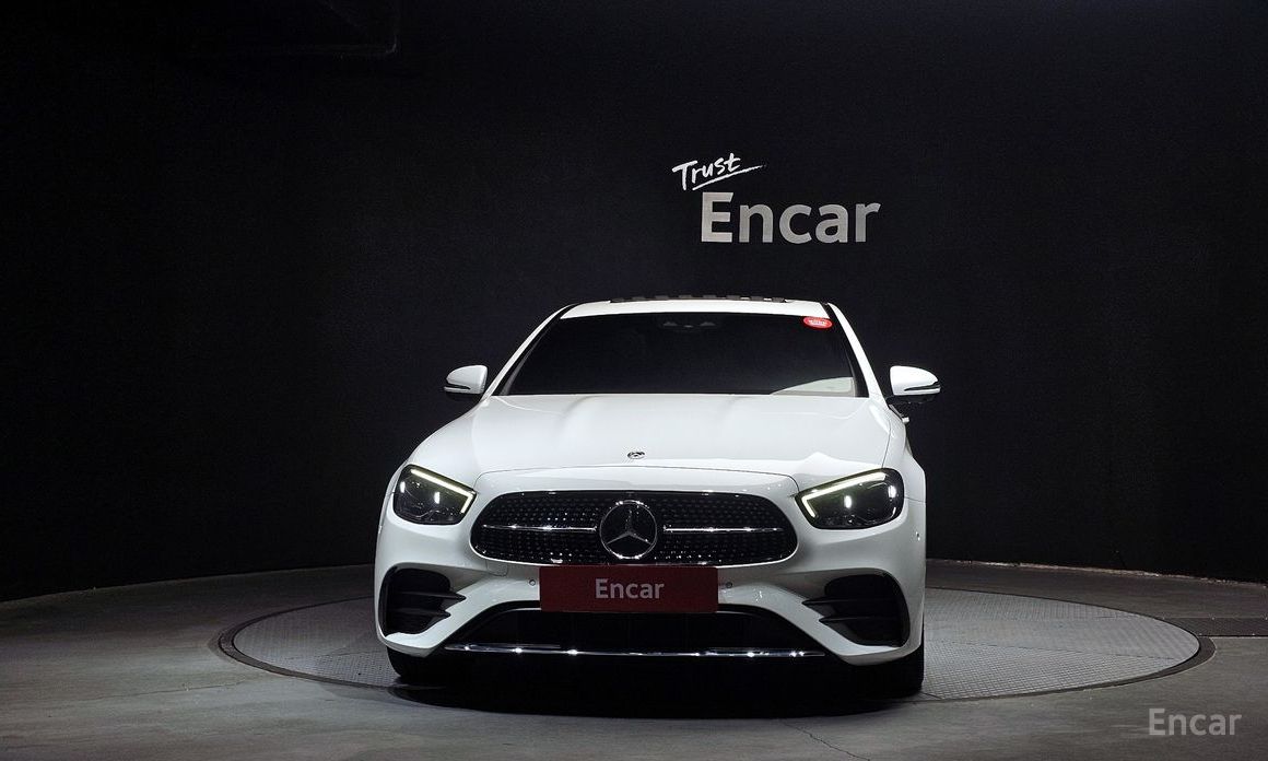 E-Class W213E220d 4MATIC AMG Line 4