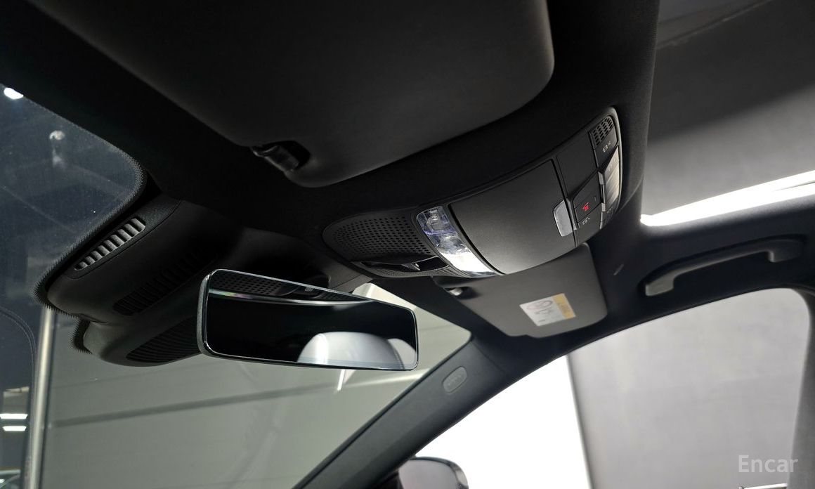 E-Class W213E220d 4MATIC AMG Line 18