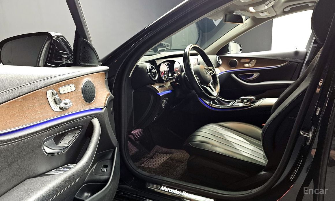 E-Class W213E220d 4MATIC Exclusive 13